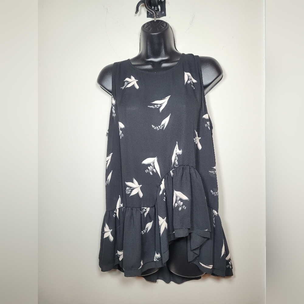 Chelsea28 Floral Asymmetric Ruffle Blouse sz L
